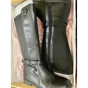 Michael Kors black leather girls boots
